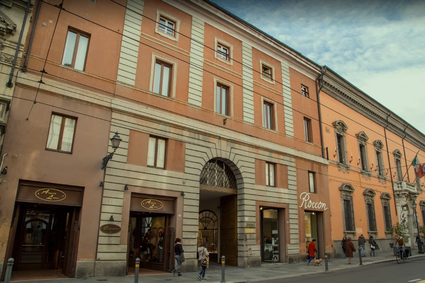 servizio-traduzioni-giurate-professionali-certificate-apostille-Tergeste-Parma